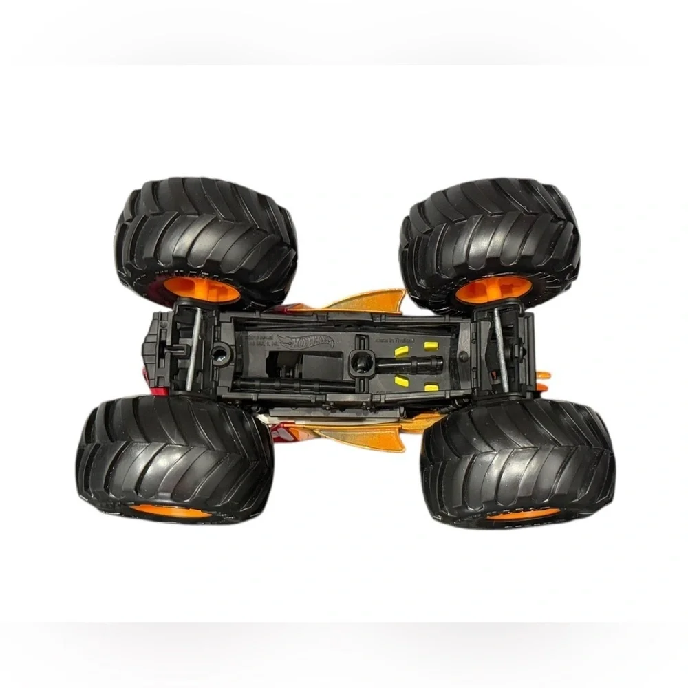 Hot Wheels Tiger Shark 1:24 Diecast Monster Truck